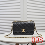 激安シャネルバッグコピー